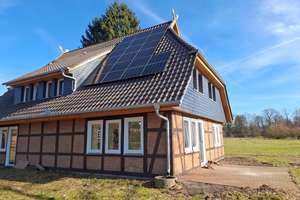 Traumhafte Doppelhaushälfte in schönster Lage von Hermannsburg – Die vollständige Adresse der Immobilie erhältst du vom Anbieter., 29320 Hermannsburg – Vorschaubild 2