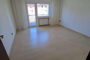 2-Zimmer-Wohnung mit Balkon in Remscheid – Die vollständige Adresse der Immobilie erhältst du vom Anbieter., 42859 Zentralpunkt, Remscheid – Vorschaubild 4