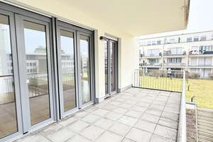 Wohnen mit Komfort: 3-Zimmer-Wohnung mit 106 m², EBK und Balkon – Karlsbader Platz 14, 65197 Rheingauviertel / Hollerborn, Wiesbaden – Vorschaubild 11