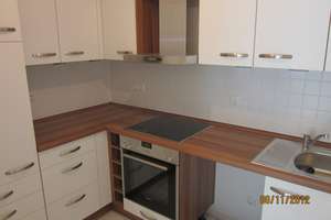 Schöne 2-Zimmer-Wohnung mit EBK und TG-Stellplatz – Hochstiftsweg 9, 81925 Oberföhring, München – Vorschaubild 7