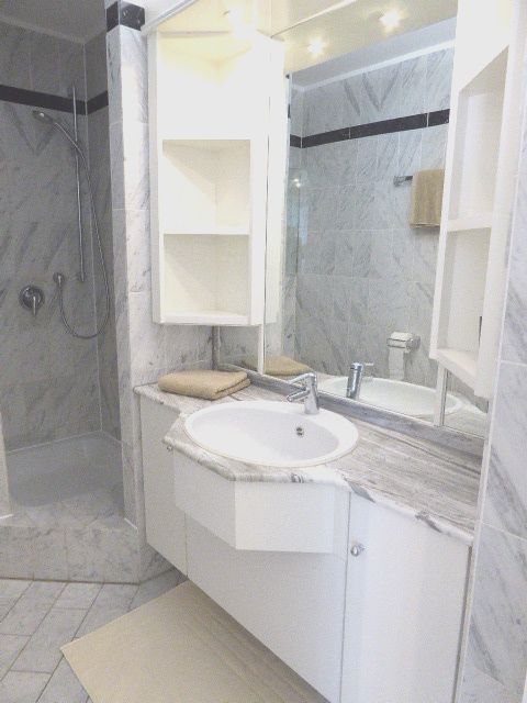 Gut geschnittene 2-Zimmerwohnung...V-E-R-K-A-U-F-T.. image