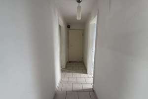 ***Drei Zimmer Dachgeschosswohnung*** – Bismarckstraße 110, 42859 Stachelhausen, Remscheid – Vorschaubild 5