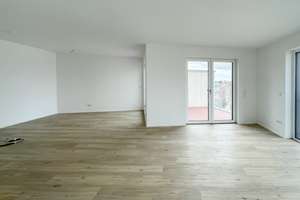 Für Paare und junge Familien: 3 Zimmer mit Balkon – Thumenberger Weg 33, 90491 St. Jobst, Nürnberg – Vorschaubild 2