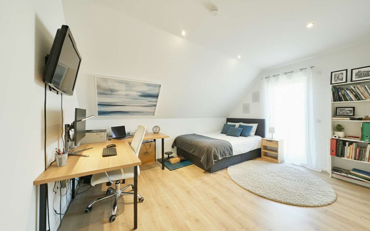 Immobilie in Dötlingen - Neuwertiges Ein-/ Zweifamilienhaus in energetischer Bauweise in Dötlingen Brettorf - Bild 6