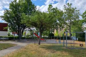 Großzügiges Wohnen über den Dächern: 4-Zi.-Whg. mit Traumaussicht & TG-Platz – Die vollständige Adresse der Immobilie erhältst du vom Anbieter., 72762 Reutlingen-Mitte, Reutlingen – Vorschaubild 12
