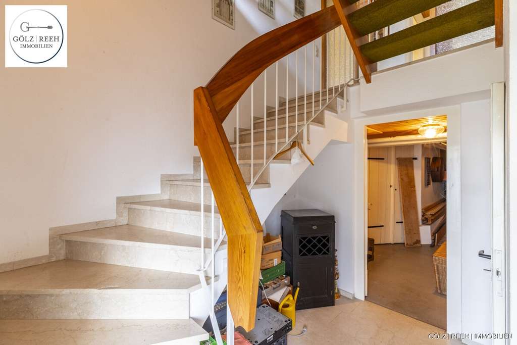 Immobilie in Schorndorf - Flexibles Wohnhaus mit Ausbaupotenzial – Kreatives Handwerkerparadies! - Bild 2