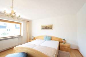 Sonniges Reihenhaus in absolut ruhiger Lage in Puchheim, 5 Zimmer+ Bad+ 2 WCs + Südbalkon+ Südgarten – 82178 Puchheim – Vorschaubild 17