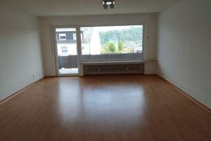 Helle 3,5-Zimmer-Wohnung mit Balkon in Koblenz-Güls – Die vollständige Adresse der Immobilie erhältst du vom Anbieter., 56072 Güls, Koblenz – Vorschaubild 2