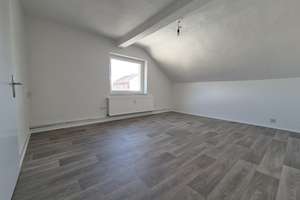 Schöne renovierte 2 Zi. Dachgeschoss Whg. in Hagen Single Wohnung