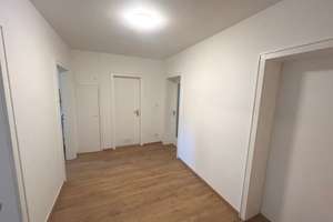 ** Selbstnutzer & Kapitalanleger ** Gemütliche 3-Zimmer-Wohnung mit Einbauküche am Frankfurter Ring – Die vollständige Adresse der Immobilie erhältst du vom Anbieter., 80807 Milbertshofen, München – Vorschaubild 7