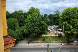Geräumige, geschmackvolle 5-Raum-Wohnung mit geh. Innenausstattung mit Balkon und EBK in Potsdam