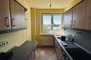 Sofort bezugsfrei: Schöne 2-Zimmer-Wohnung mit Balkon und Blick ins Grüne – 99094 Möbisburg-Rhoda, Erfurt – Vorschaubild 6