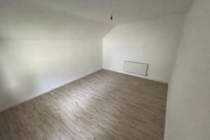 Frisch renovierte 2-Zimmer-Wohnung im Erdgeschoss in Dortmund-Innenstadt-Nord, Stahlwerkstraße 36 – 44145 Borsigplatz, Dortmund – Vorschaubild 3