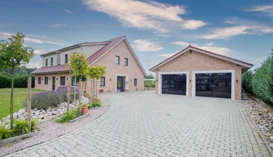 Bild von Einzigartiges Wohnanwesen nahe Oldenburg – exklusiv, modern, vielseitig