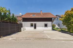 Ihr neues Zuhause in Dingolfing – Modernisiert, stilvoll und sofort bezugsbereit! – Die vollständige Adresse der Immobilie erhältst du vom Anbieter., 84130 Dingolfing – Vorschaubild 1
