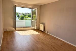 Balkon, Lift und Dusche // 2-Zi.-Whg. in Leubnitz – Feuerbachstraße 38, 1219 Leubnitz-Neuostra, Dresden – Vorschaubild 6