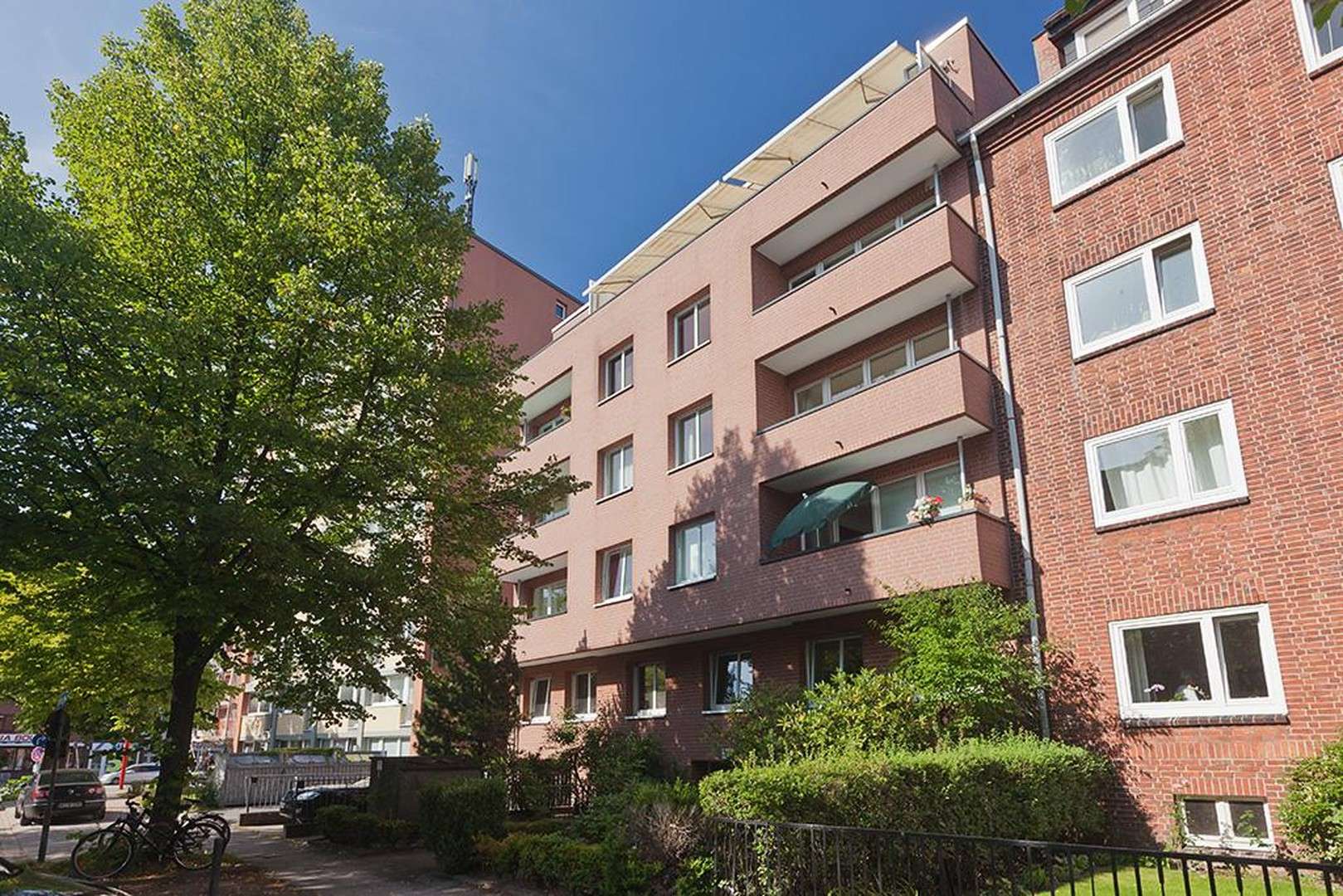 Helle 3-Zimmer-Wohnung mit Balkon & TG Stellplatz in HH-Hohenfelde - top vermietet, Hamburg – Bild 1