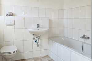 Charmantes Einfamilienhaus in Salzgitter: Modernisiertes Wohnen mit Garten – Salzgitter – Vorschaubild 7