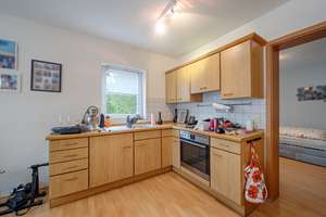 Grundsolides Mehrfamilienhaus in Oberkirch: 4 Wohneinheiten, großer Garten, 3 Balkone, 2 Garagen – Die vollständige Adresse der Immobilie erhältst du vom Anbieter., 77704 Oberkirch – Vorschaubild 22