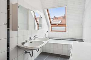 LENAU - Penthouse-Altbautraum auf 2 Etagen in der Nähe des Moltkeplatzes – Die vollständige Adresse der Immobilie erhältst du vom Anbieter., 30163 List, Hannover – Vorschaubild 7