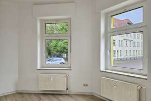 Mit Video: Praktisch & hübsch: Erkerwohnung mit Duschbad