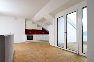 Luxuriöse 4-Zimmer-Maisonette-Wohnung mit Einbauküche und mehreren Balkonen in Dresdner Neustadt – Louisenstraße 31, 1099 Äußere Neustadt, Dresden – Vorschaubild 4