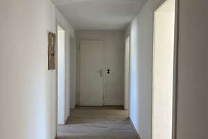 frisch renovierte 3 -Zimmer Wohnung  zu vermieten | Jetzt schnell sein ! – Raffelberger Str. 26, 45145 Frohnhausen, Essen – Vorschaubild 10