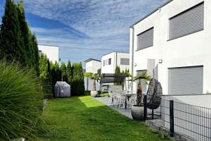 Großzügiges, modernes EFH mit Einliegerwohnung in Laupheim – Die vollständige Adresse der Immobilie erhältst du vom Anbieter., 88471 Laupheim – Vorschaubild 23
