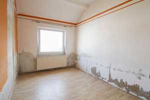 Willkommen in Ihrem neuen Zuhause – Reihenmittelhaus mit Charme und Potenzial in Bremen-Gröpelingen
 – Bremen – Vorschaubild 5