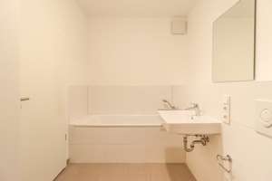 Lichtdurchflutetes Wohnjuwel mit großzügigem Balkon und moderner Wohnküche – Komfort erleben! – Johanna-Zittel-Str. 9, 60326 Gallus, Frankfurt am Main – Vorschaubild 5