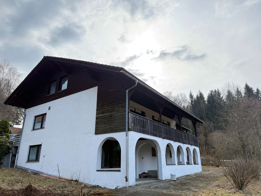 Immobilie in Drachselsried - Zweifamilienhaus inmitten des Bayrischen Waldes - Bild 4