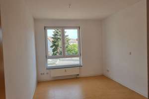 "Wohnen mit Service" in Stadtmitte: Barrierefreie 2-Zimmer-Seniorenwohnung  in zentraler Lage! – Neustraße 25b, 46236 Stadtmitte, Bottrop – Vorschaubild 3