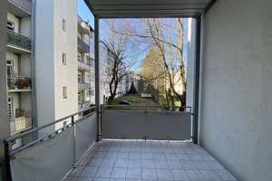 3 Wohnungen - komplette Etage - als Paket ode Einzeln - später EIGENNUTZ – Franz-Mehring-Straße 19, 9112 Kaßberg, Chemnitz – Vorschaubild 2