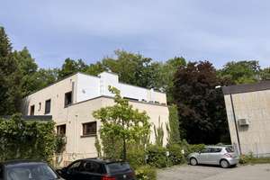 VERKAUFT ! ! 2-Fam.Haus auch Wohnen und Arbeiten mitten im Park in der Regenburger Innenstadt – Die vollständige Adresse der Immobilie erhältst du vom Anbieter., 93047 Innenstadt, Regensburg – Vorschaubild 5