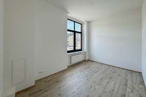 3 Zimmer- Stellplätze - Gemeinschaftsgarten - frisch renoviert - Hagen-Eilpe – Delsterner Str. 41, 58091 Eilpe, Hagen – Vorschaubild 3