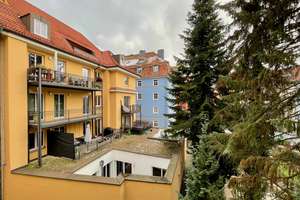 Neu renoviert - 4 Zimmern in Regensburg – 93055 Ostenviertel, Regensburg – Vorschaubild 2