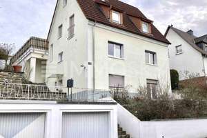 Charmantes Haus mit Platz für die ganze Familie – Die vollständige Adresse der Immobilie erhältst du vom Anbieter., 35578 Wetzlar – Vorschaubild 2