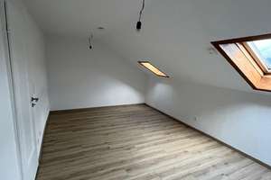 Modernisiertes Reihenmittelhaus mit Garten, Terrasse & Garage in Top-Lage von Balingen – Am Baltenweg 6, 72336 Balingen – Vorschaubild 7