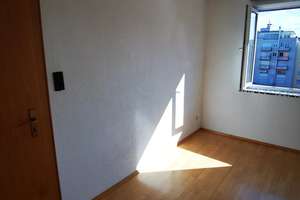Zentrale 3-Zimmer-Wohnung mit Balkon und Garage – Die vollständige Adresse der Immobilie erhältst du vom Anbieter., 89231 Neu-Ulm – Vorschaubild 8