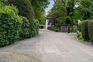 Modernisierte 3-Zimmer Dachgeschoss Wohnung - 2 Balkone + 2 Badezimmer – Waldschmidtstraße 5, 81545 Harlaching, München – Vorschaubild 39