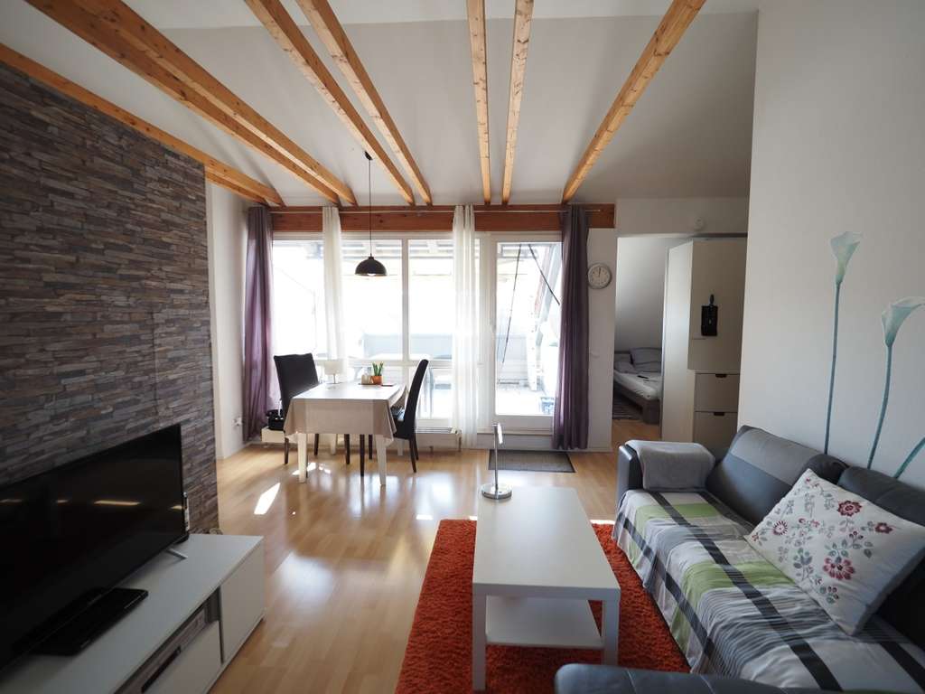 Immobilie in Gerzen - Sonnige Dachterrassenwohnung mit Wohlfühlcharakter in Gerzen - Bild 4