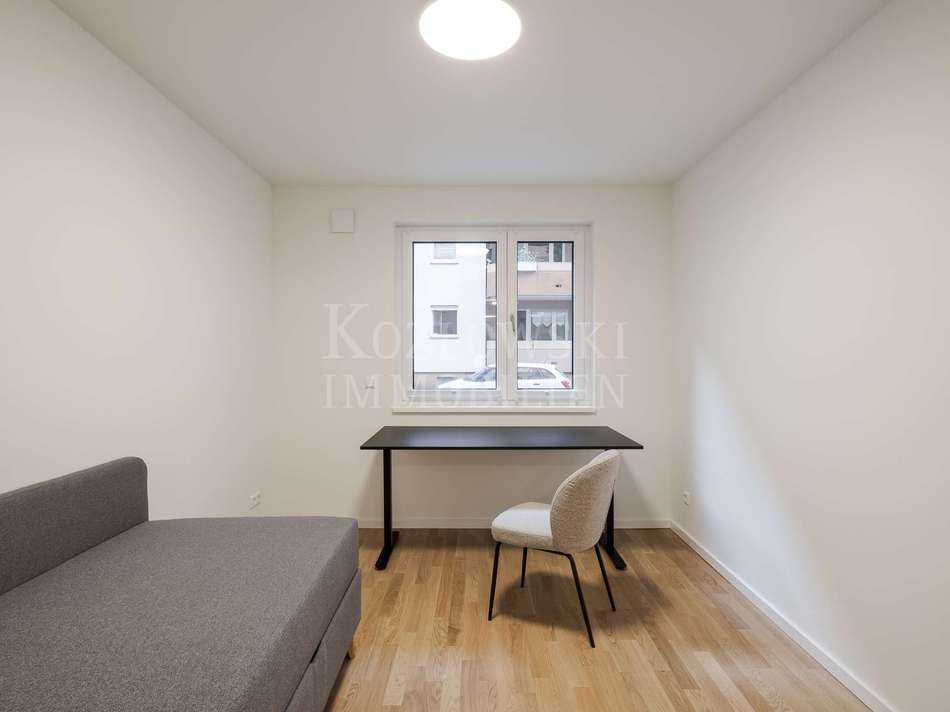 Zimmer I