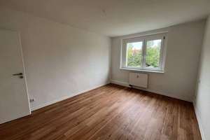 Attraktive 3-Zimmer-Wohnung inkl. EBK | Ideal für Singles und Paare – Dr.-Wilhelm-Külz-Straße 25, 8060 Marienthal Ost, Zwickau – Vorschaubild 3