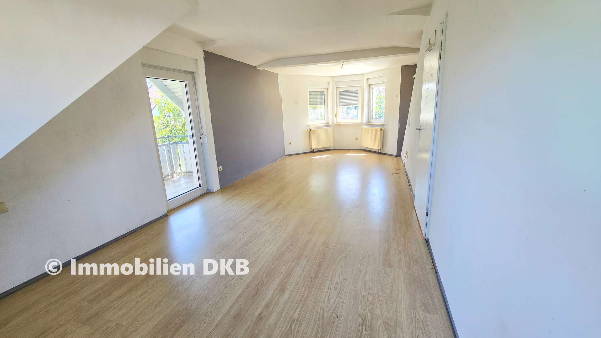 Immobilie in Bad Windsheim - RESERVIERT!!Wohnoase für die ganze Familie mit traumhaftem Garten - Preis VB - Bild 7