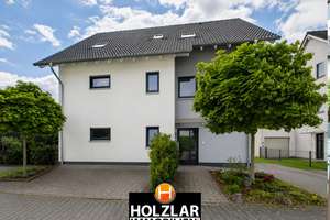 BEZUGSFREI & HOCHWERTIG - MODERNE ERDGESCHOSSWOHNUNG MIT TERRASSE & STELLPLATZ