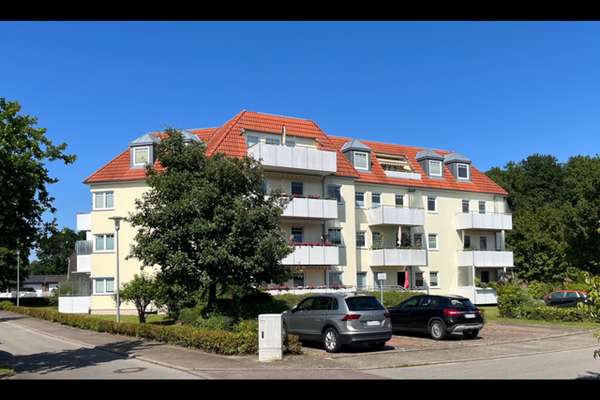 Ruhiges Wohnen in Evershagen-Dorf ,  2-Zimmer-Wohnung mit Balkon in Rostock