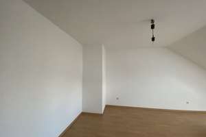 Großzügige 4-Zimmer Maisonettwohnung im Dachgeschoss in Gadderbaum – Die vollständige Adresse der Immobilie erhältst du vom Anbieter., 33617 Gadderbaum, Bielefeld – Vorschaubild 11