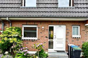 Charmantes Reihenhaus mit Terrasse, Garten und Vollkeller in ruhiger Wohnlage / Aachen-Eilendorf