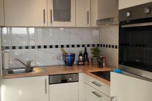 Geschmackvoll möblierte 1-Zimmer-Wohnung mit Blick über München! Befristeter Mietvertrag! – Theresienhöhe 6A, 80339 Schwanthalerhöhe (Ortsteil), München – Vorschaubild 4