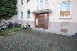 Provisionsfrei - Leerstehende 3-Zimmer-Wohnung mit Außenstellplatz in Köln-Nippes – 50733 Nippes (Ortsteil), Köln – Vorschaubild 2